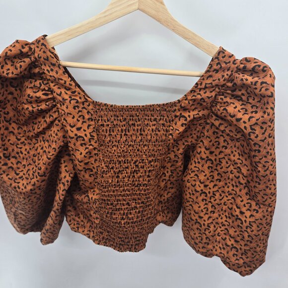 Levi's Brown Animal Print Kaila Ruched Puffed Sleeve Crop Top Medium - Picture 2 of 8